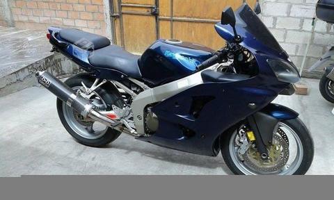 Kawasaki ZX600 año 2005