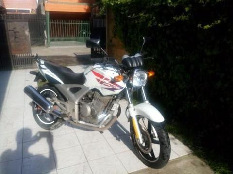 Honda twister 250