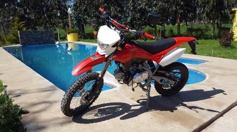 Moto ttx100 unico dueño