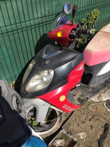 2 motos scooter