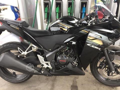 Honda CBR250R