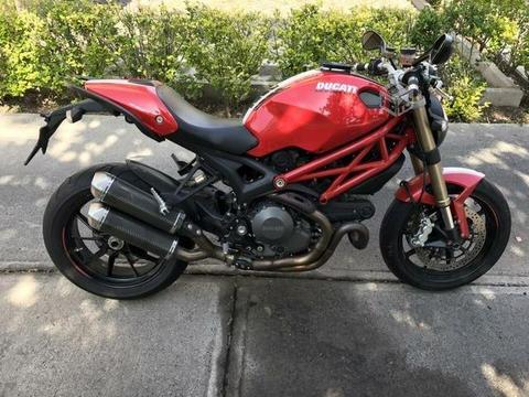 Ducati Monster 1100evo