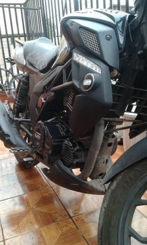 Moto um 180cc extreme