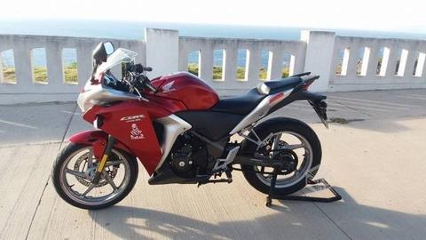 Honda cbr 250