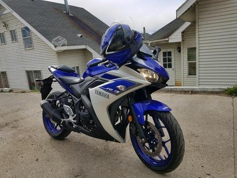 Moto yamaha r3 año 2016 320 cc