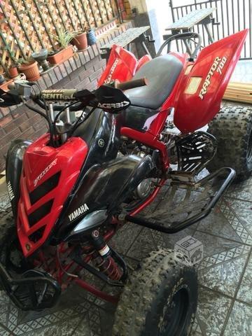 Yamaha raptor 700r