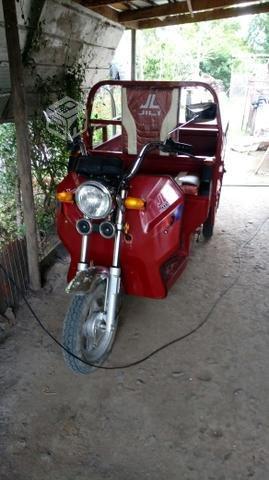Triciclo eléctrico