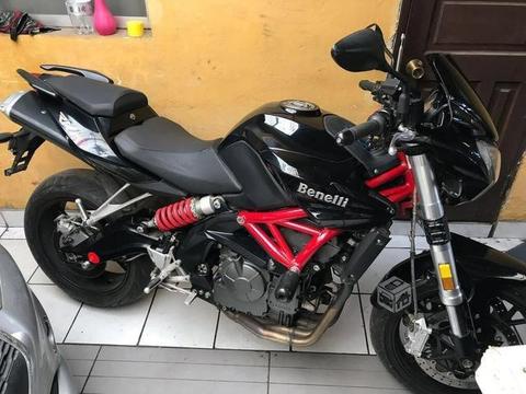 Moto benelli RK6