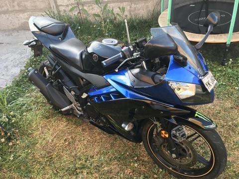 Yamaha R15 año 2014