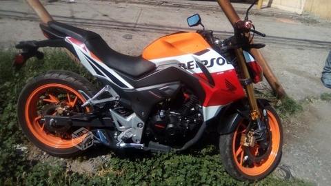 Honda CB190R edición repsol