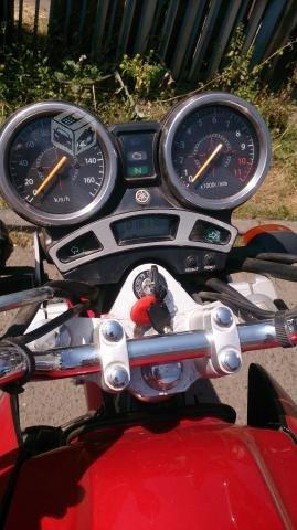 Moto Yamaha YBR 250