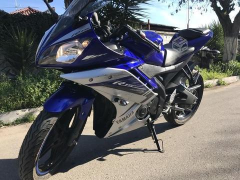 Yamaha r15