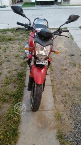 Moto Yamaha FZ 16