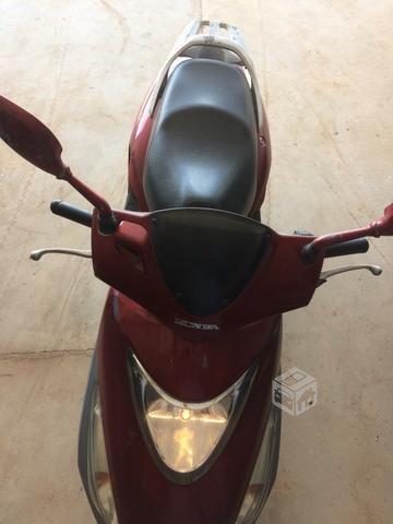 Moto Honda Elite 2009