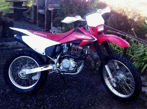 Honda crf 230f 2012 buen estado