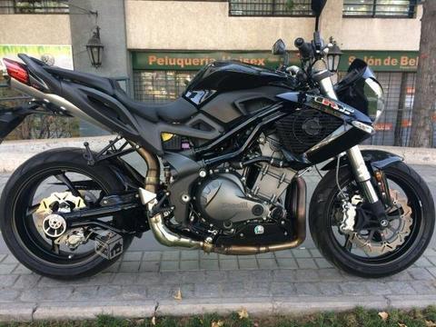 Benelli TNT 899