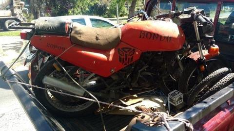 Moto antigua Honda