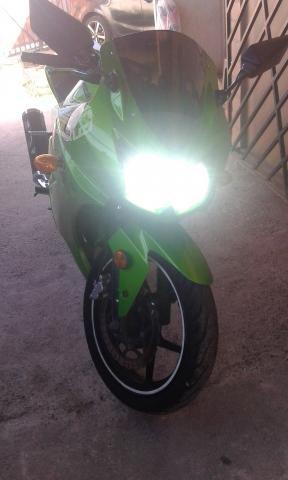 Moto Kawasaki 250cc