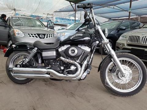 Harley Davidson Dyna Street Bob