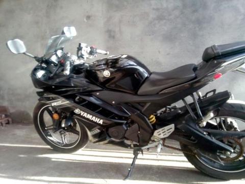 Yamaha r15