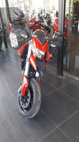 Ducati Hypermotard 821 cc