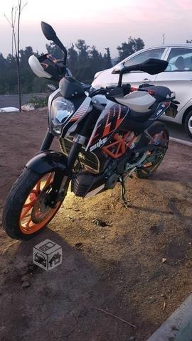 KTM duke 390