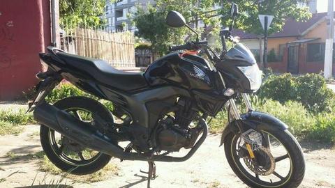 Honda cb150f invicta 2014