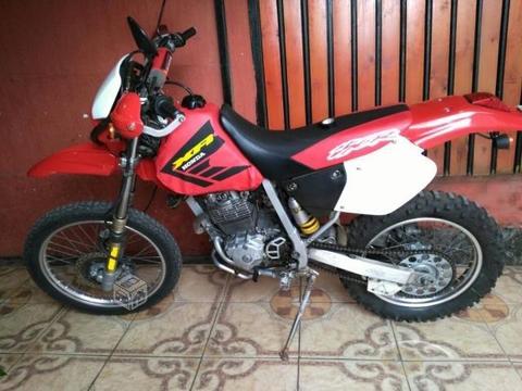 Moto honda x250