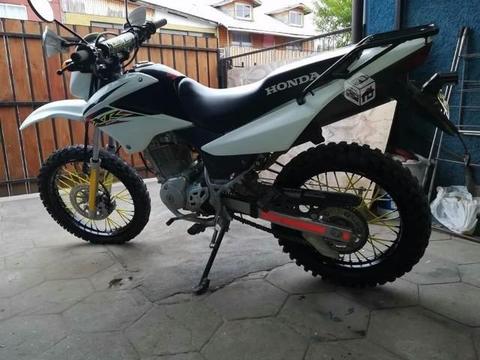 Honda XR 125 L O permuto