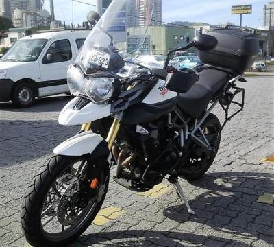 Triumph tiger 800