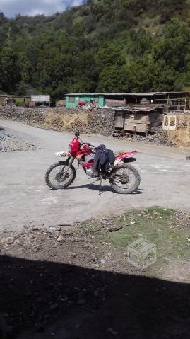 moto enduro solo deporte