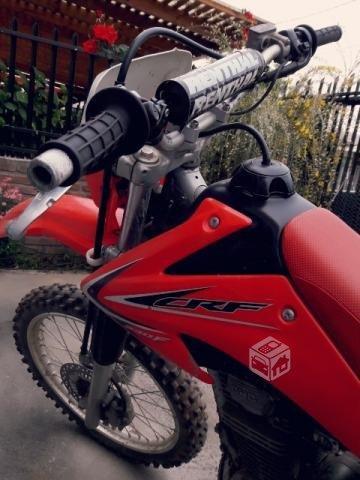 HONDA CRF 230 cc