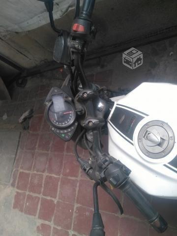 Moto 150cc keeway permuto