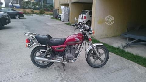 Moto honda v-men