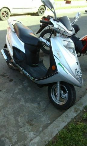 Moto scooter euromot crystal 125 2012