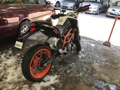 Ktm duke 390