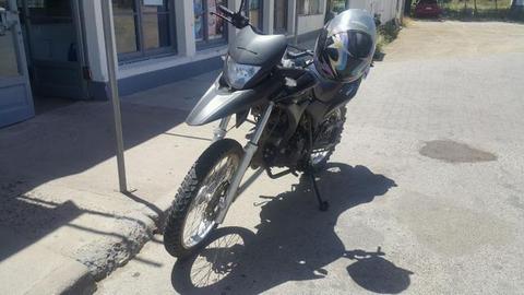 Moto RX 250 cc, muy potente