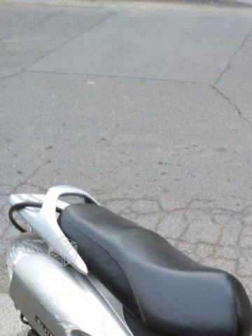 Moto scooter Honda elite 125