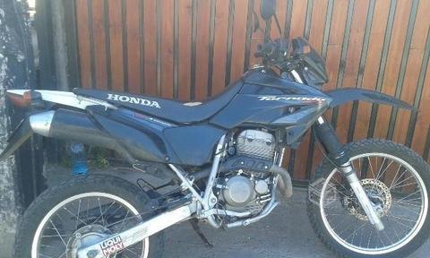 honda tornado año 2008 en perfecto estado