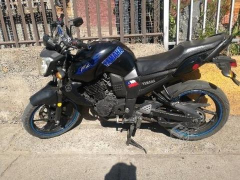Moto yamaha fz 150cc