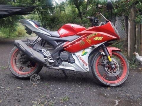 Yamaha r15