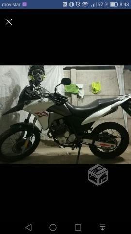 Moto Honda xre 300