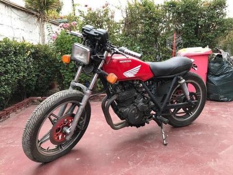 Moto Honda ft400