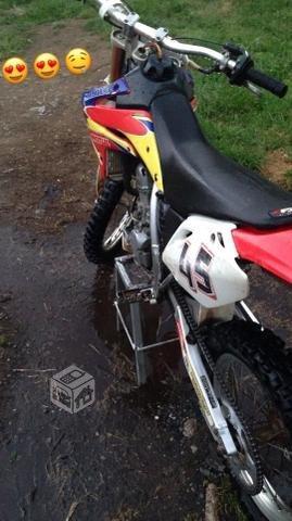 Permuto CRF150rb por SUZUKI RMZ250