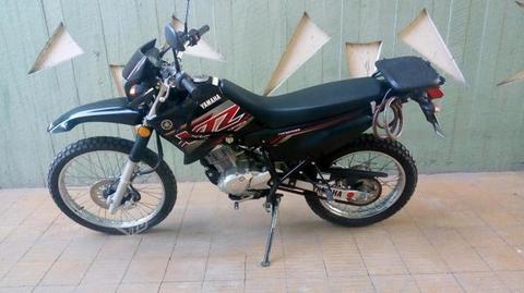 Moto Yamaha XTZ