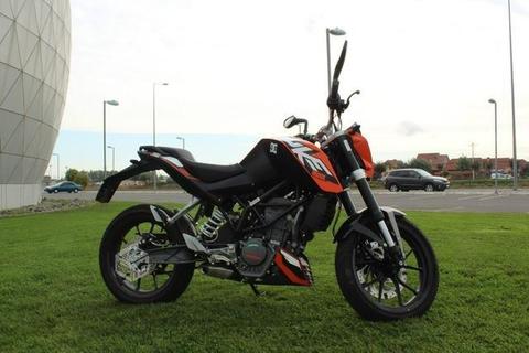 Ktm duke 200