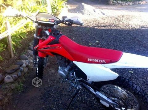 Honda crf 230 2012 buen estado