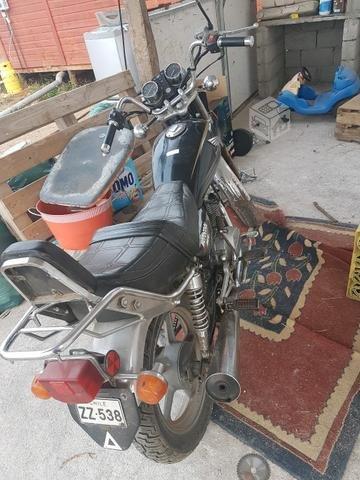 Moto 125 v men