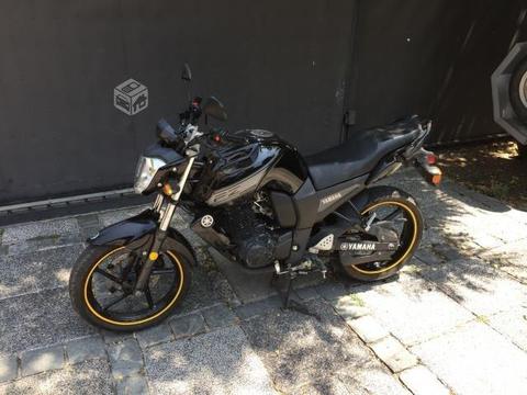 Yamaha FZ 16 2014