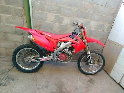 CRF 250r 2010 inyectada